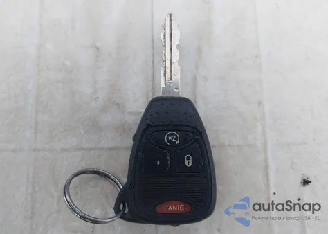 2015 Jeep Patriot Latitude z USA, uszkodzony, nr VIN 1C4NJPFB0FD297700